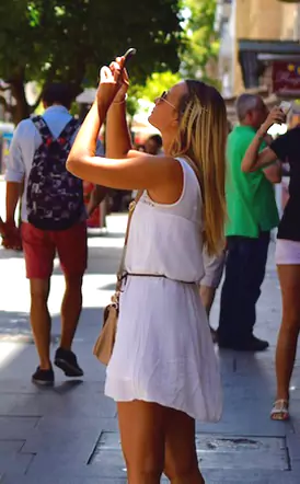 Weather-influenced clothing that enhances mood